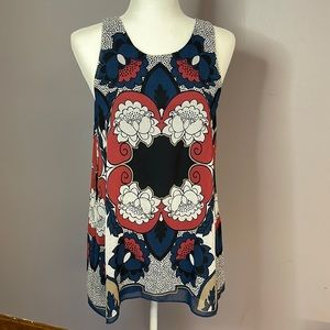 Beautiful Max Studio layered top